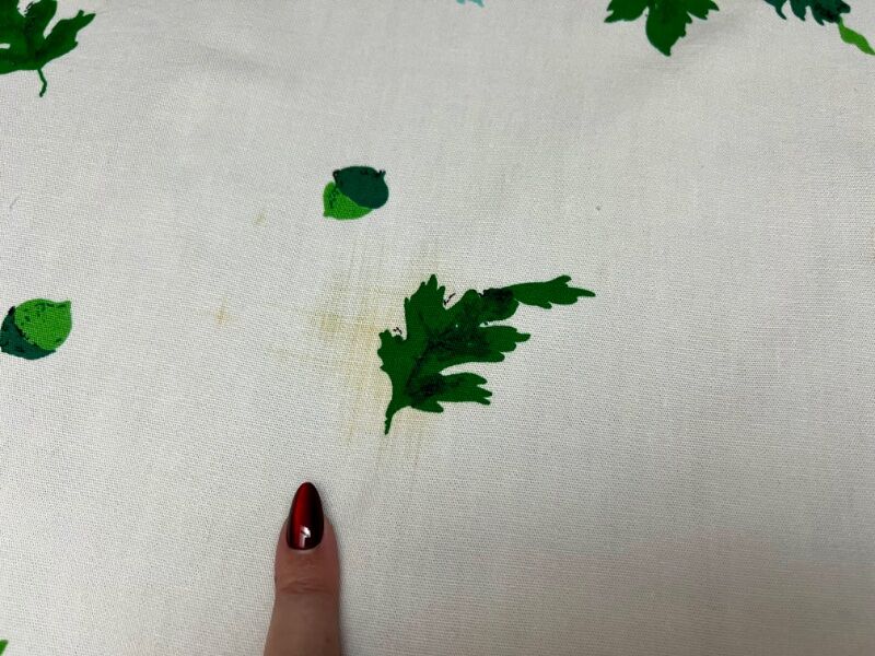 1950's Green Leaves & Acorn Print Tablecloth