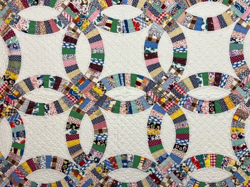 Handmade 1940's Double Wedding Ring Quilt