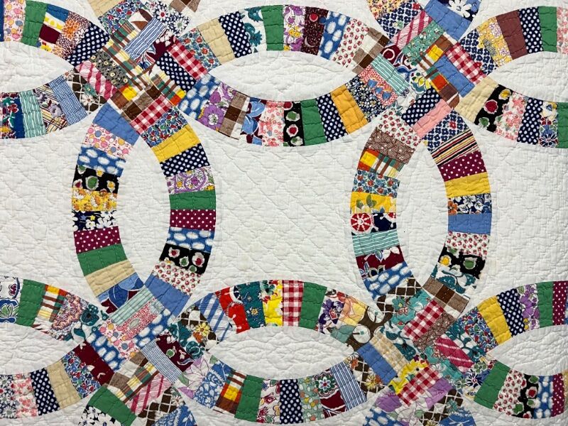 Handmade 1940's Double Wedding Ring Quilt