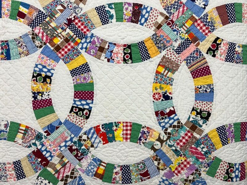 Handmade 1940's Double Wedding Ring Quilt